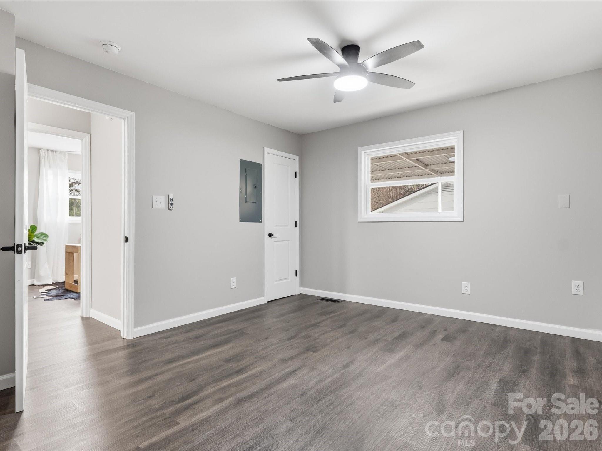 9243 Edgevale Drive Charlotte NC 28216