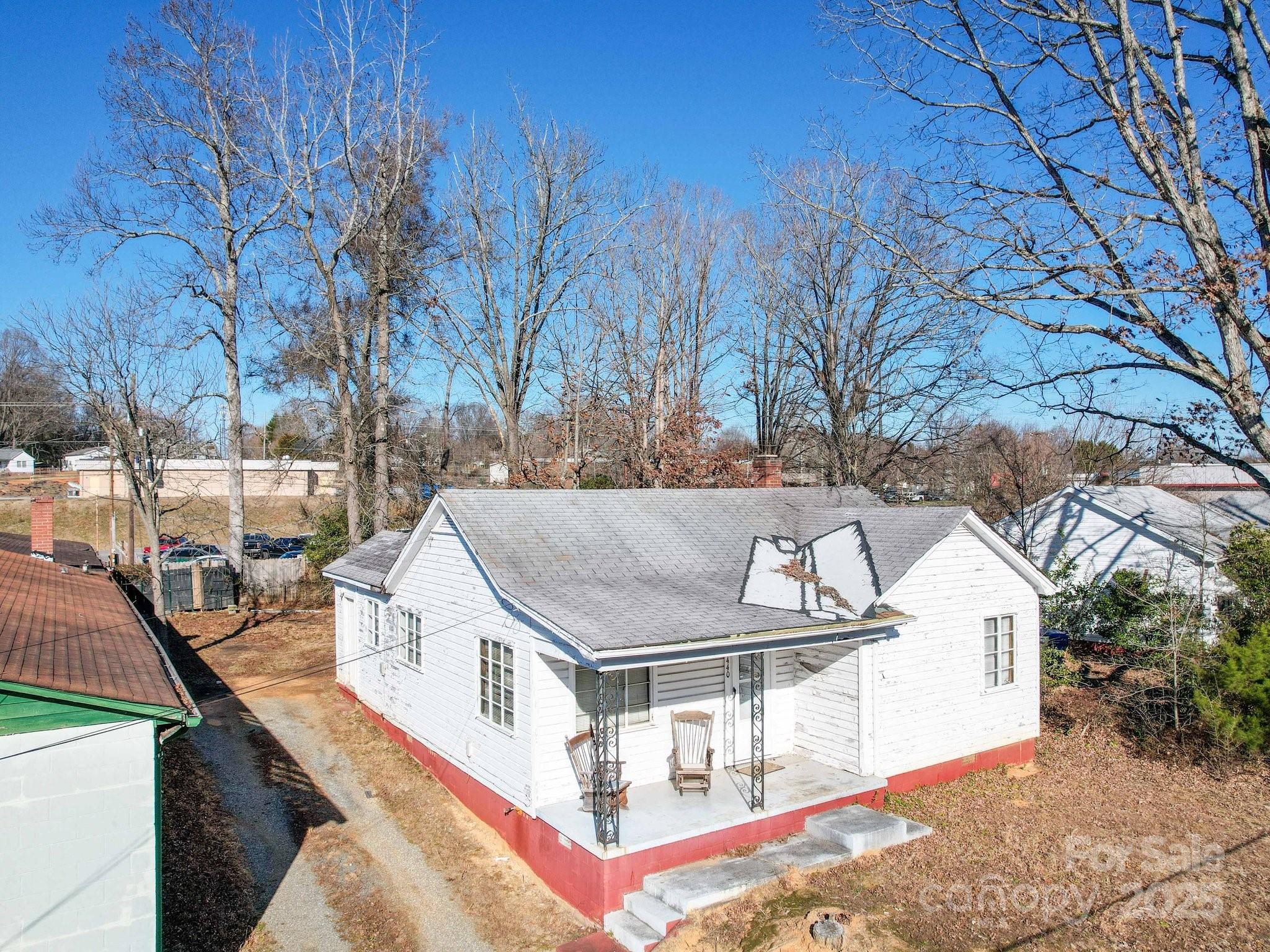 1440 10th Avenue SW Hickory NC 28602