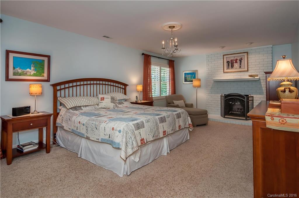 3100 Anvil Lane Charlotte NC 28270