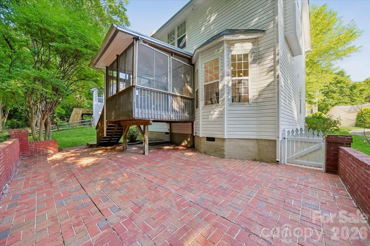 2520 Thornfield Road Charlotte NC 28273