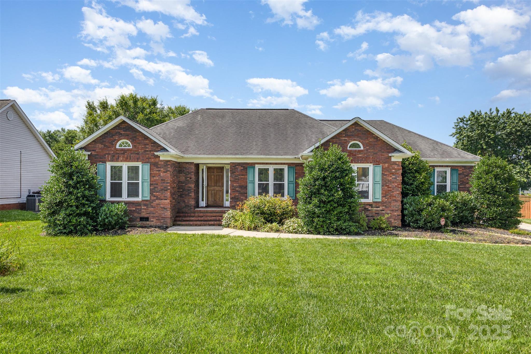 2627 Willis Drive Harrisburg NC 28075