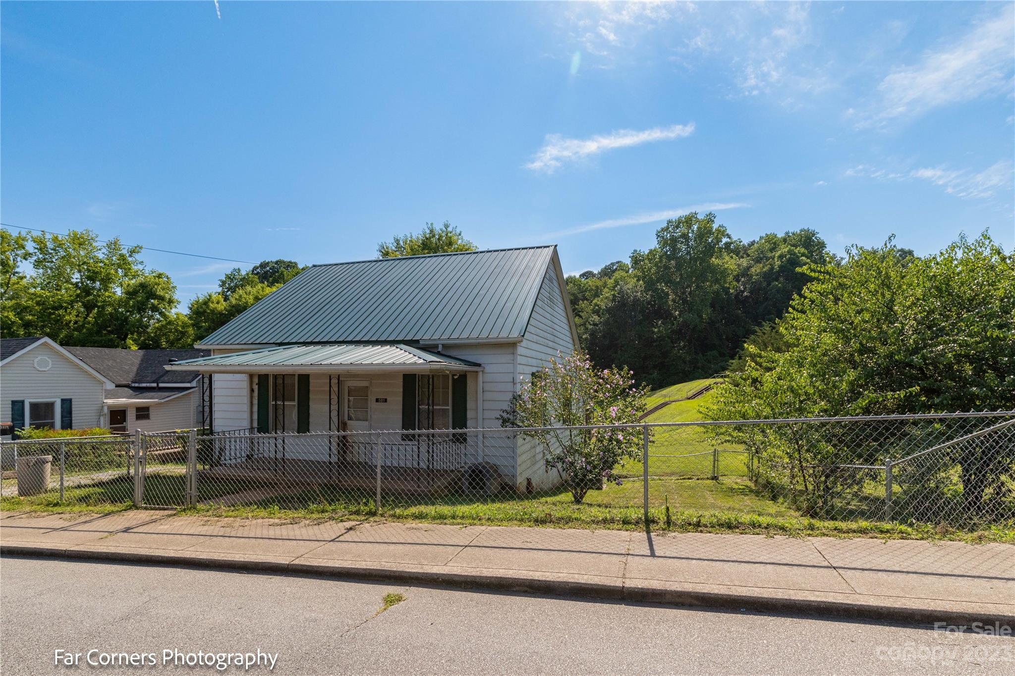 581 Baldwin Avenue Marion NC 28752