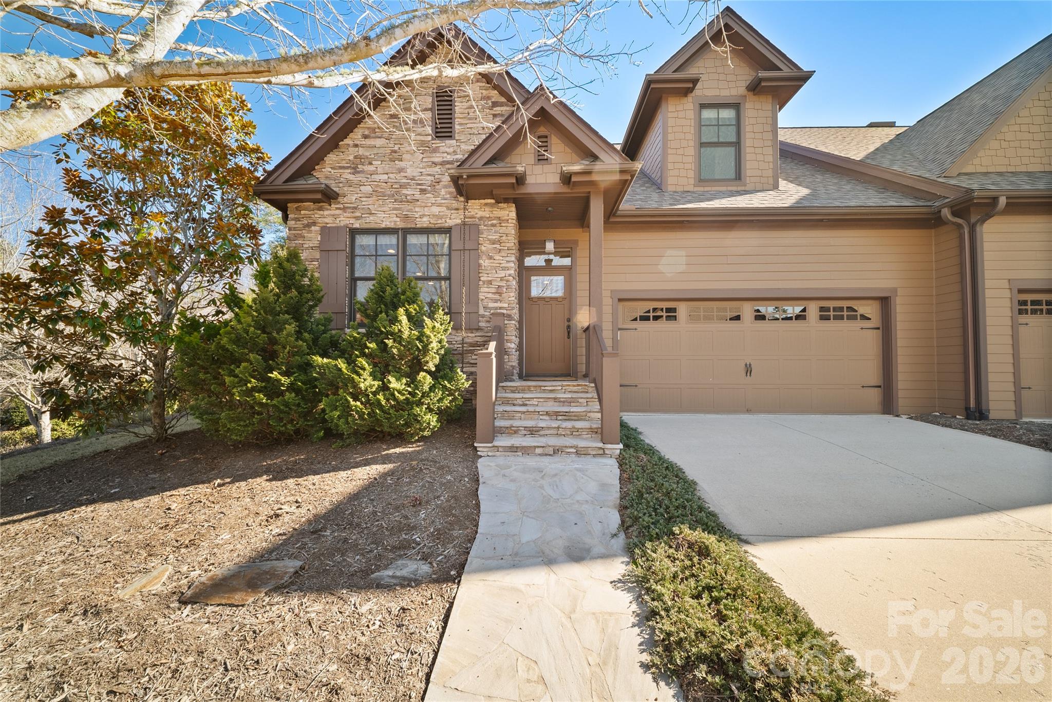 2 Meadow Vista Court Asheville NC 28803