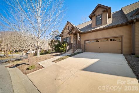 2 Meadow Vista Court Asheville NC 28803