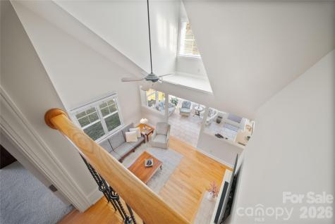 2 Meadow Vista Court Asheville NC 28803