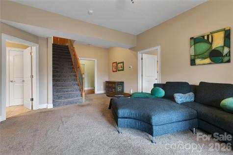123 Isuhdavga Court Brevard NC 28712