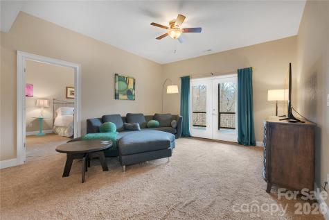 123 Isuhdavga Court Brevard NC 28712