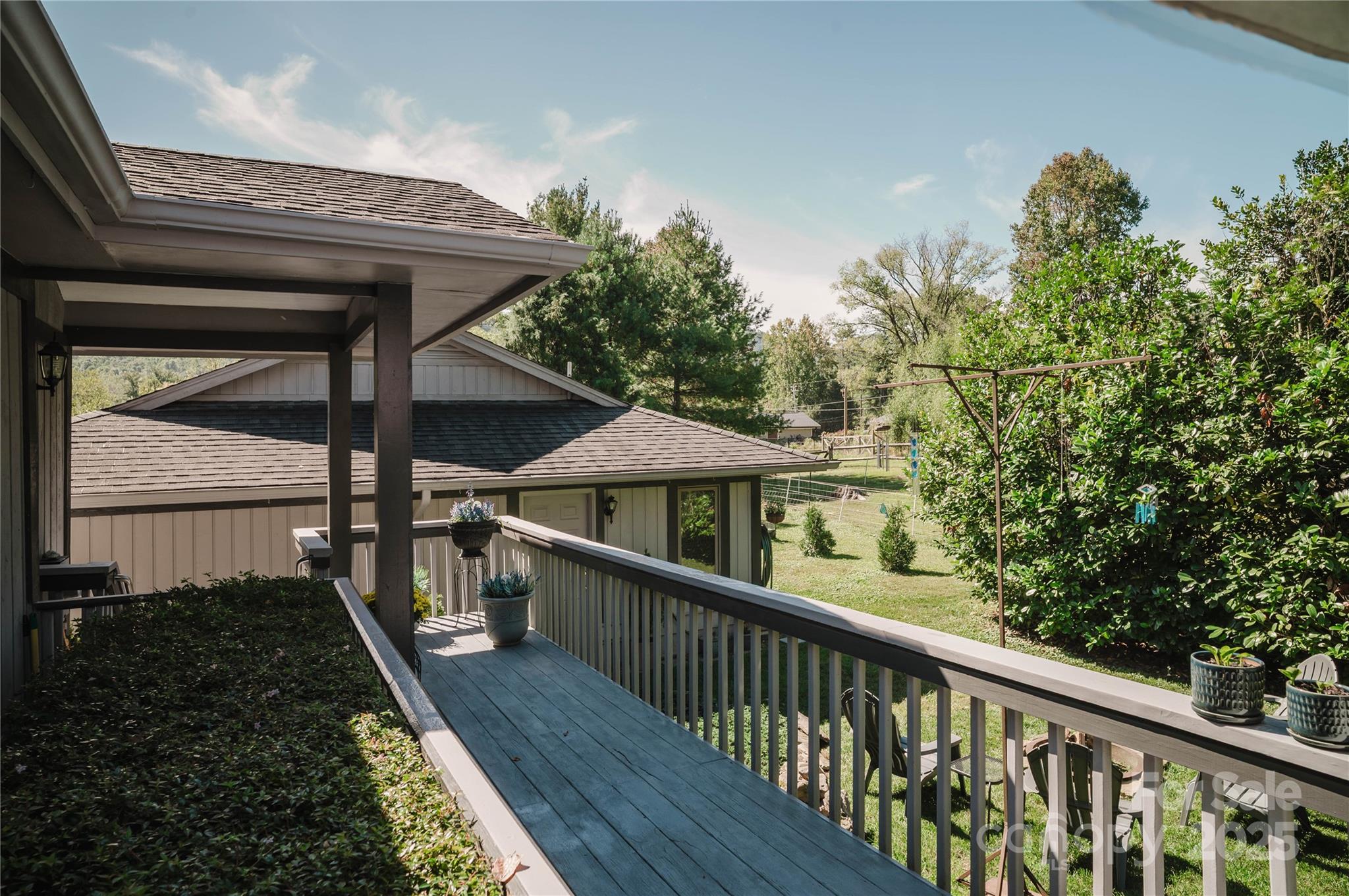 115 Hawkins Creek Road Hendersonville NC 28791