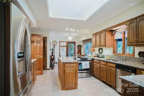 115 Hawkins Creek Road Hendersonville NC 28791