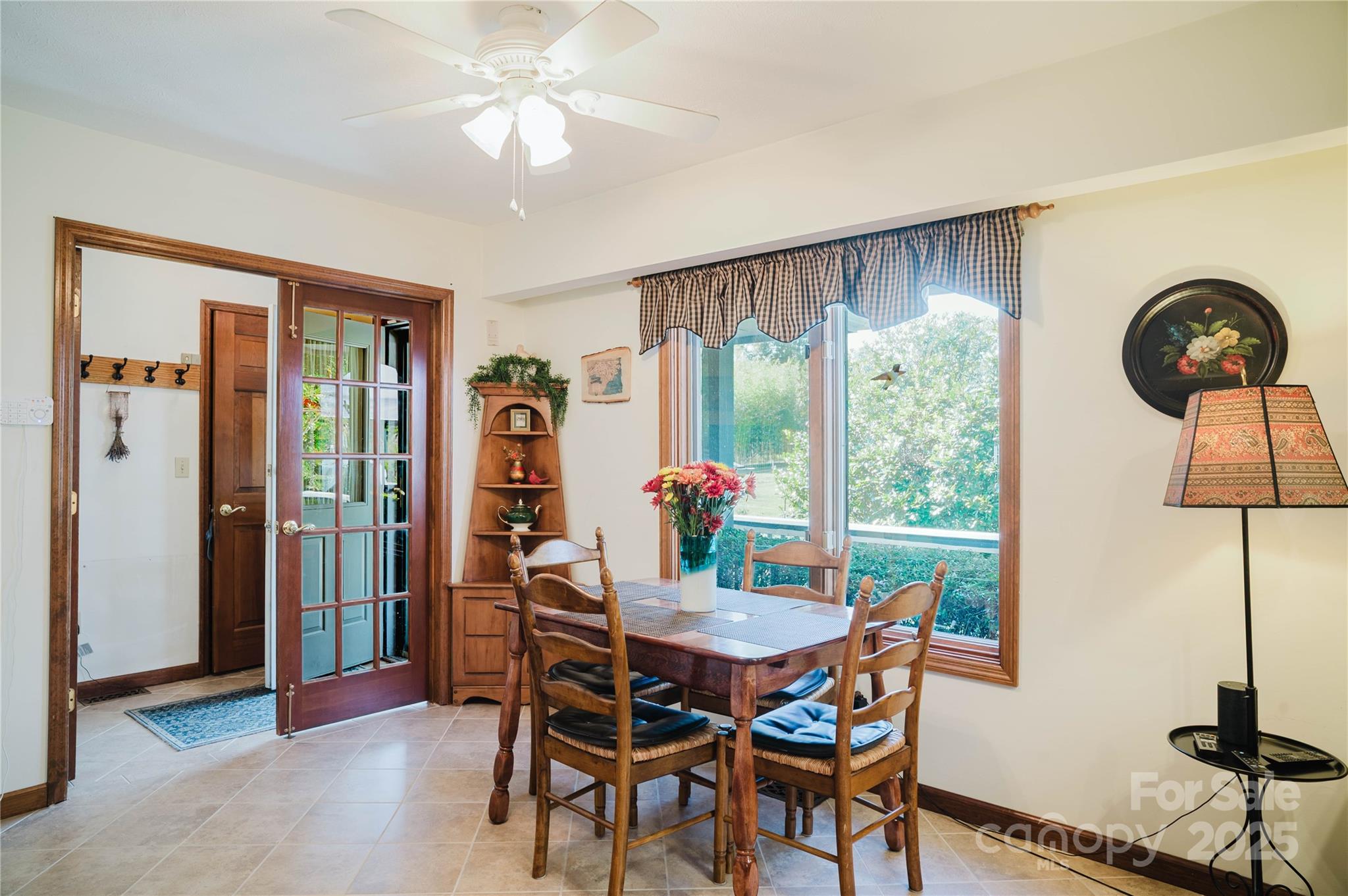 115 Hawkins Creek Road Hendersonville NC 28791