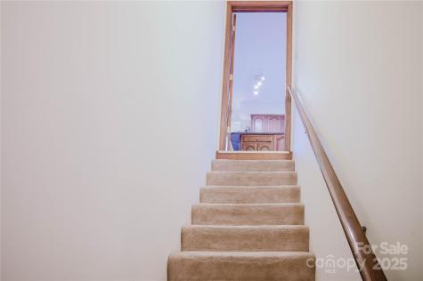 115 Hawkins Creek Road Hendersonville NC 28791