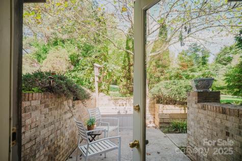 115 Hawkins Creek Road Hendersonville NC 28791
