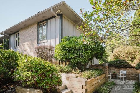 115 Hawkins Creek Road Hendersonville NC 28791