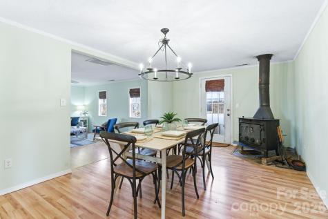 72 Lacey Lane Hendersonville NC 28739