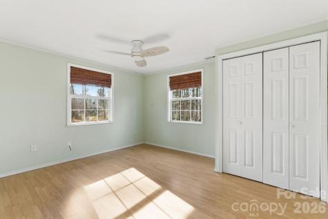 72 Lacey Lane Hendersonville NC 28739