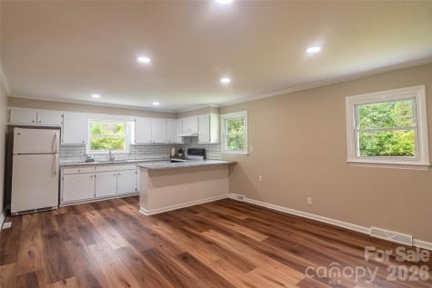 156 Doggett Grove Road Forest City NC 28043
