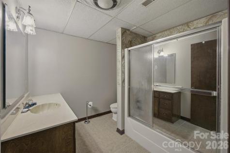 2718 Arden Drive Lenoir NC 28645
