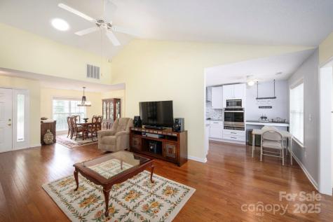 316 Pole Barn Drive Asheville NC 28806