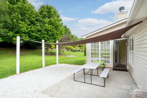 316 Pole Barn Drive Asheville NC 28806