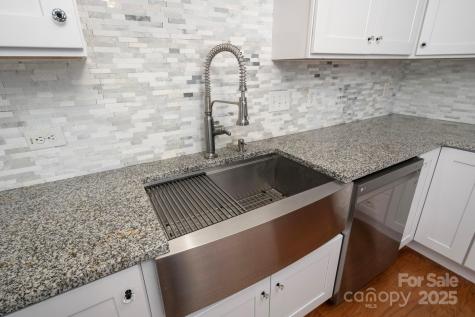 316 Pole Barn Drive Asheville NC 28806