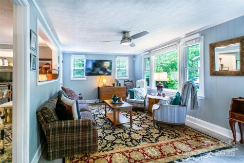 15 Pope Road Brevard NC 28712