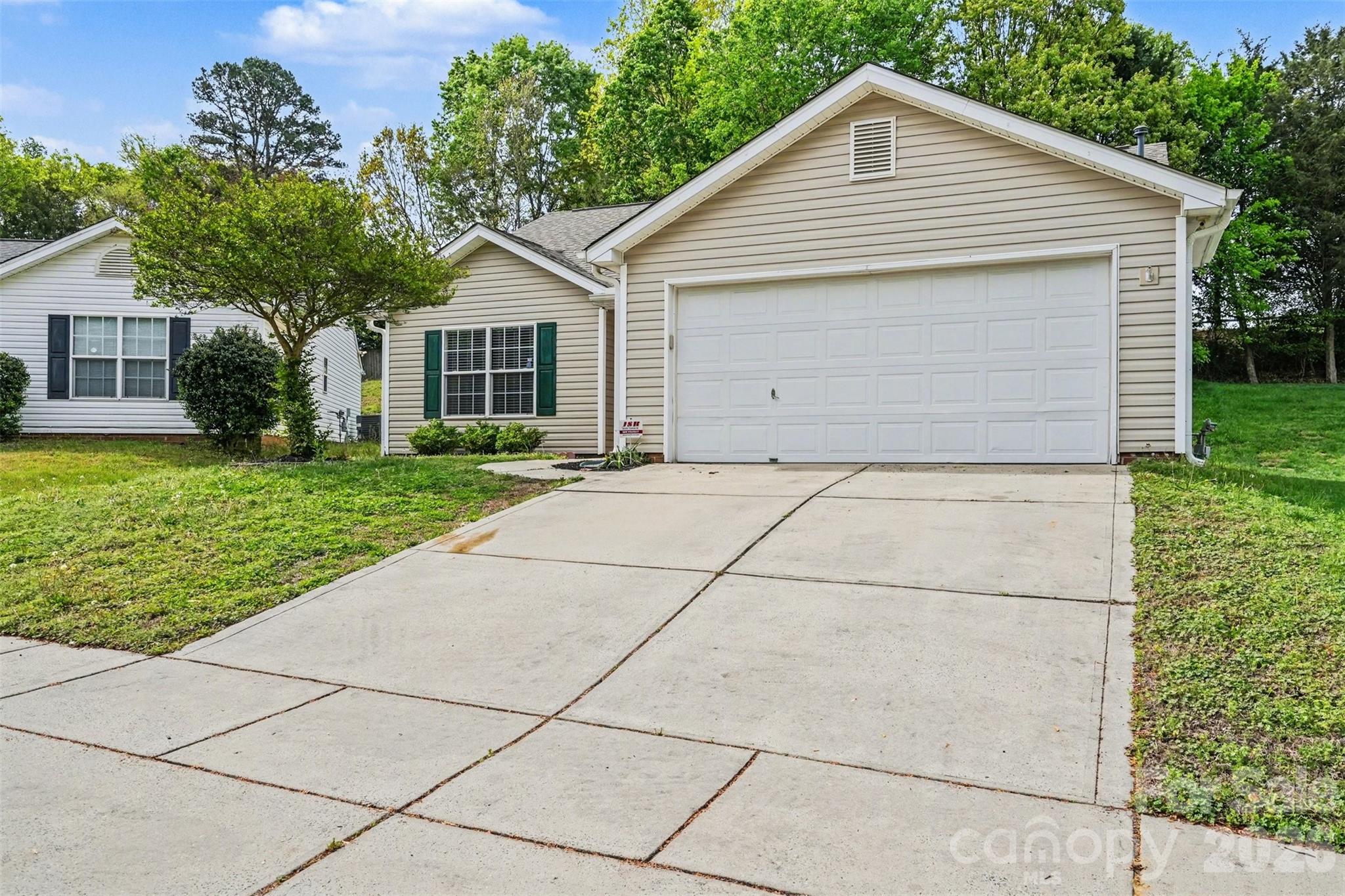 9336 Tibble Creek Way Charlotte NC 28227