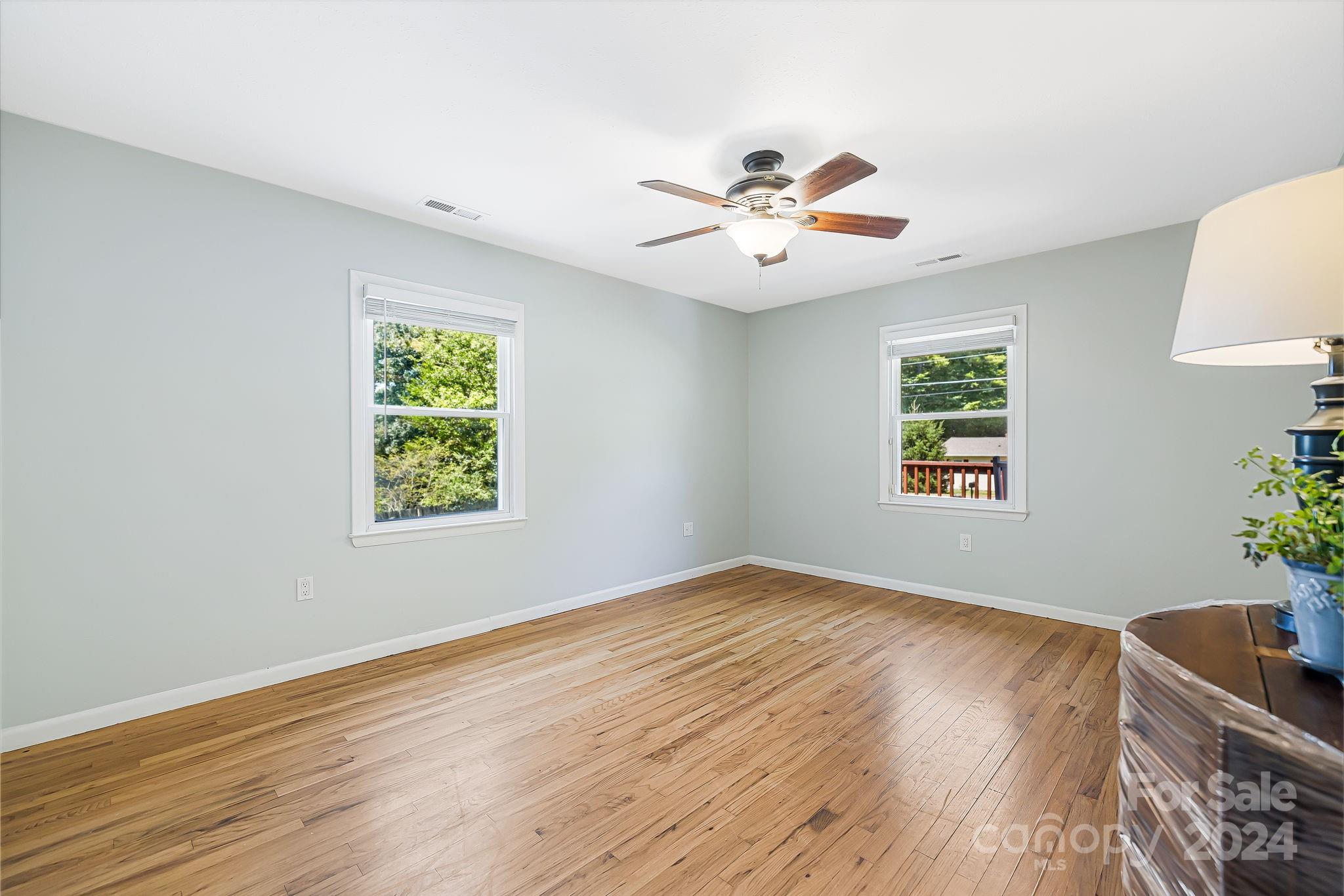 211 Mountain Crest Road Swannanoa NC 28778