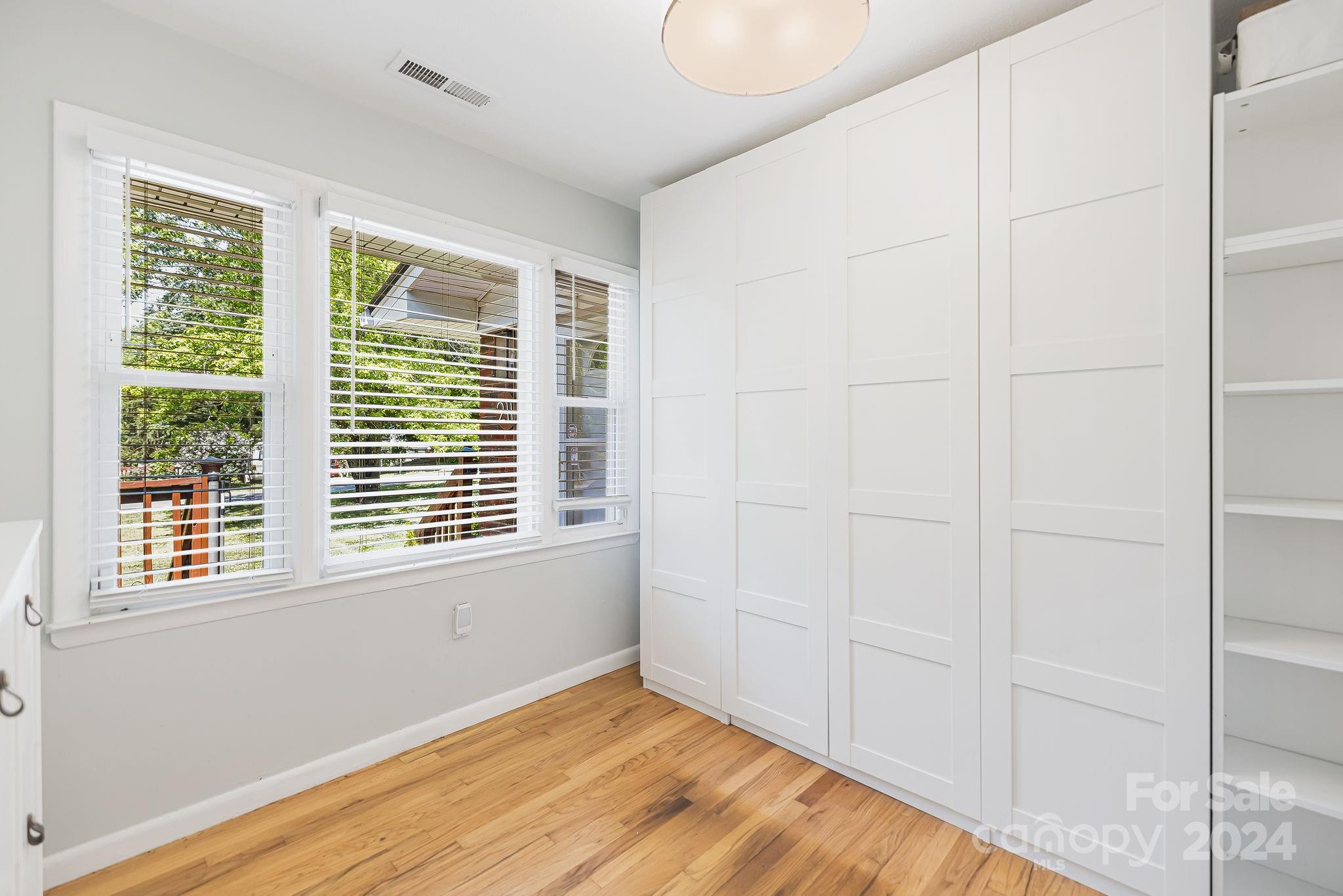 211 Mountain Crest Road Swannanoa NC 28778