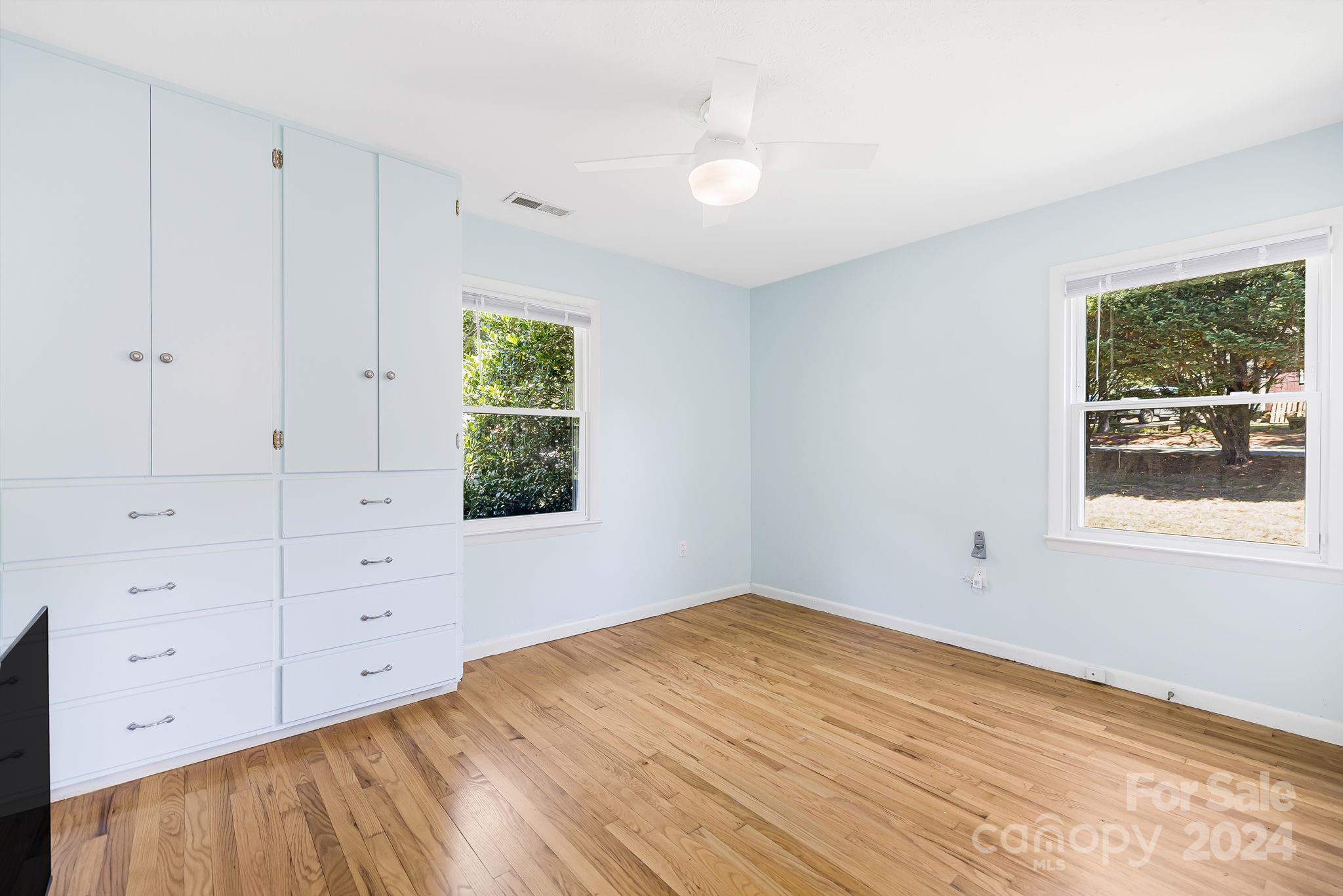 211 Mountain Crest Road Swannanoa NC 28778