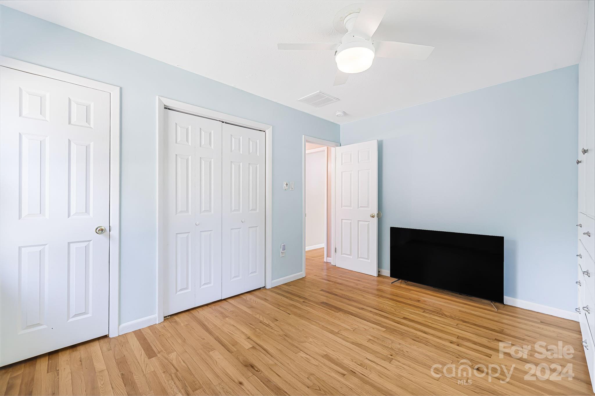 211 Mountain Crest Road Swannanoa NC 28778