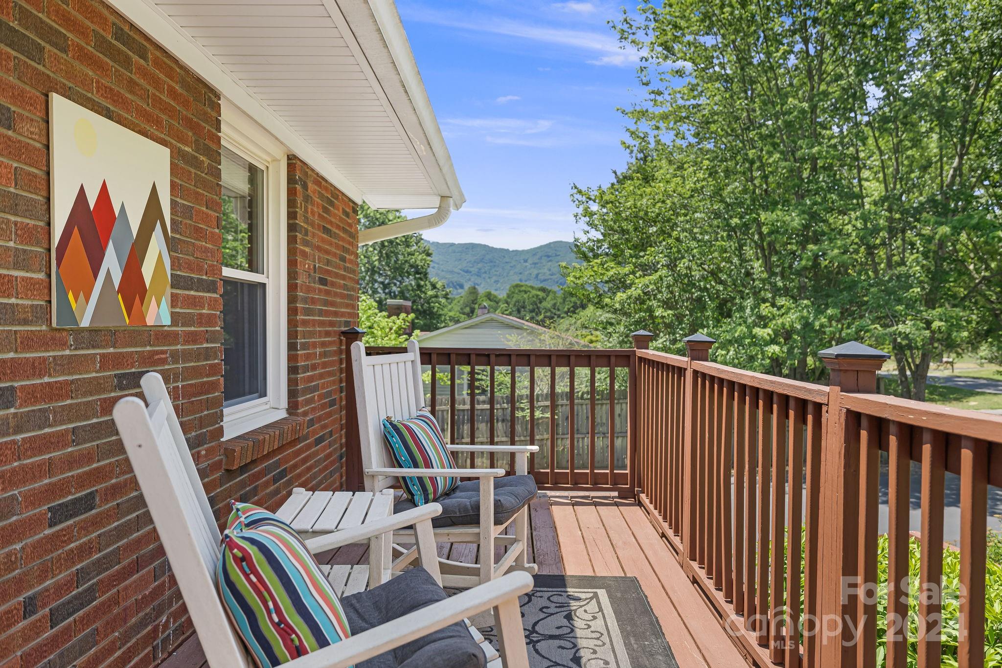 211 Mountain Crest Road Swannanoa NC 28778