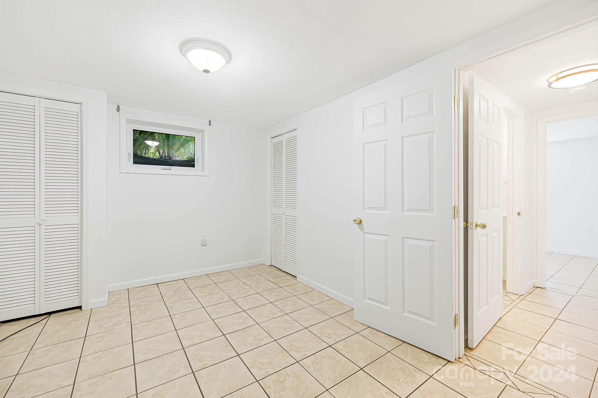 211 Mountain Crest Road Swannanoa NC 28778