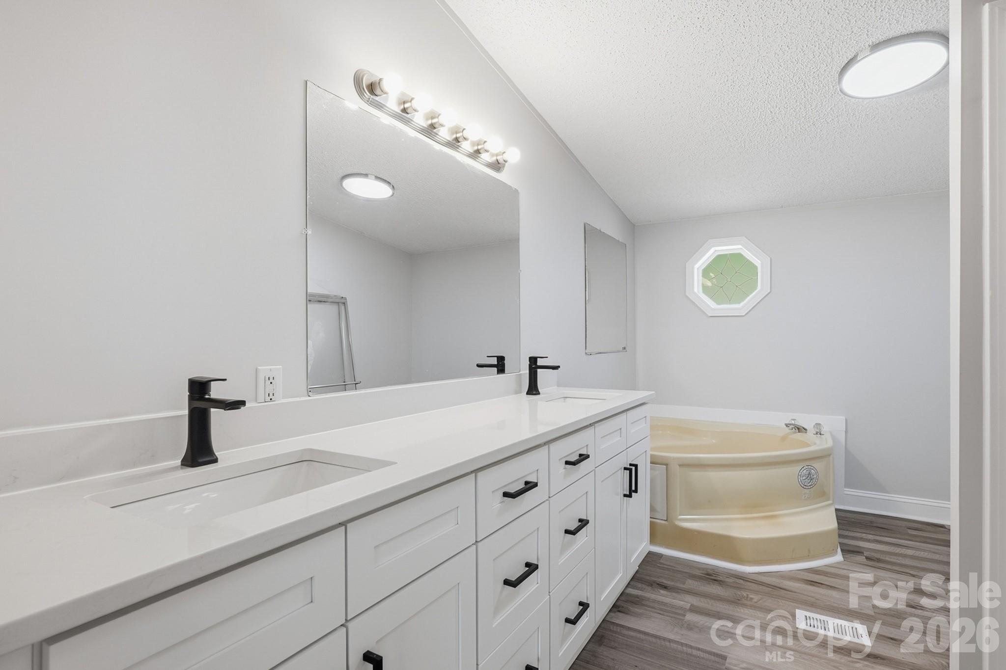1315 Poplar Glen Drive Kannapolis NC 28083