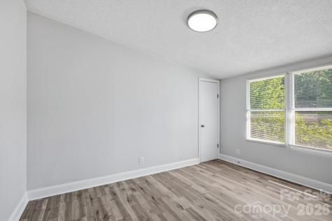 1315 Poplar Glen Drive Kannapolis NC 28083