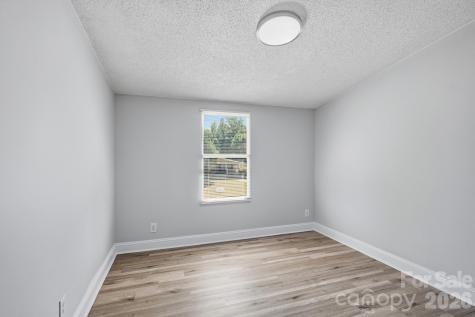 1315 Poplar Glen Drive Kannapolis NC 28083