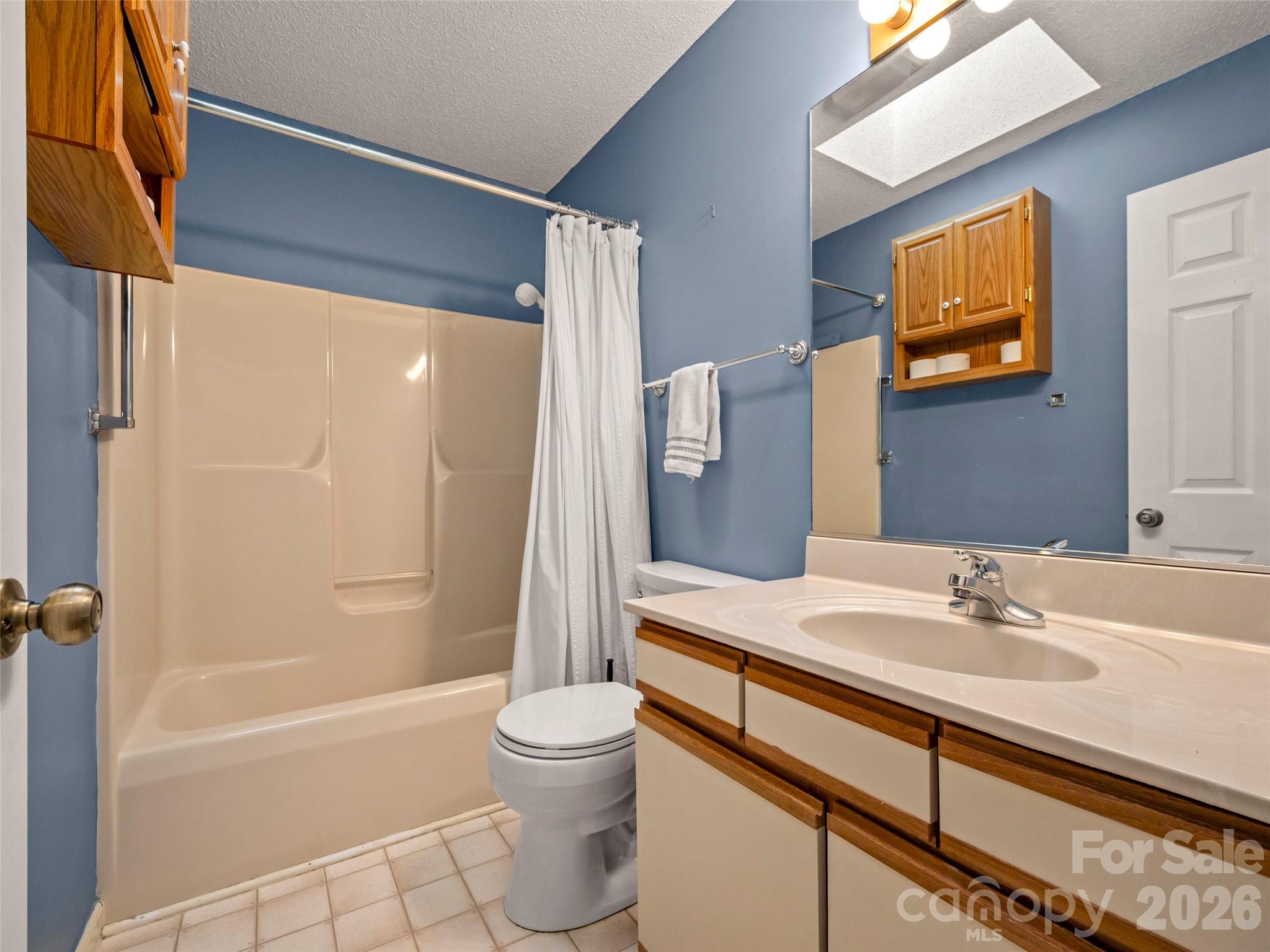 869 Sandburg Terrace Hendersonville NC 28791