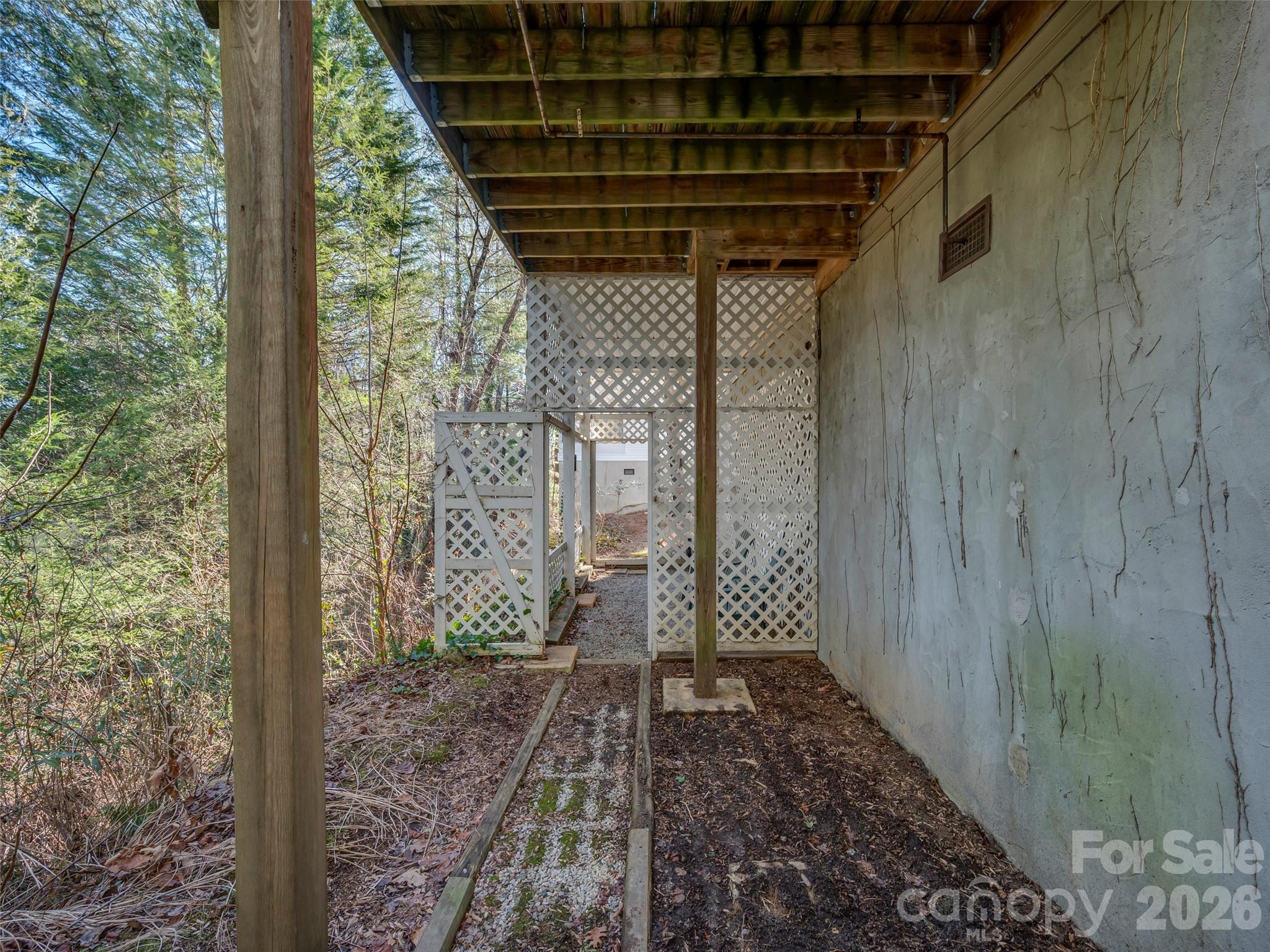 869 Sandburg Terrace Hendersonville NC 28791