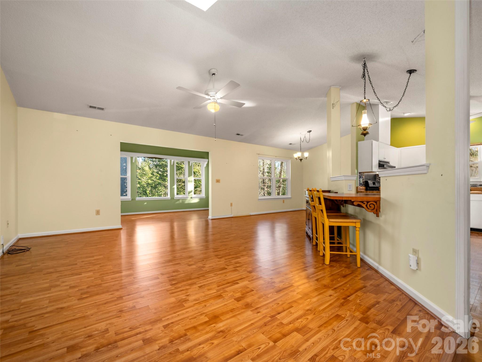 869 Sandburg Terrace Hendersonville NC 28791