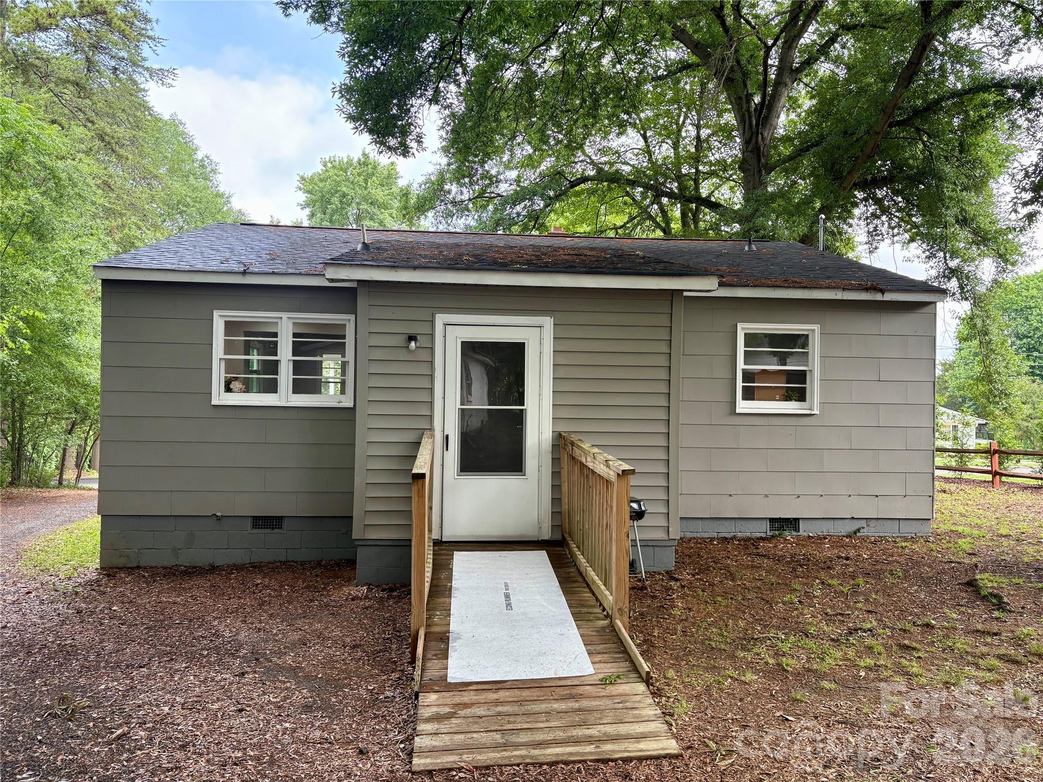 435 E Club Drive Gastonia NC 28054