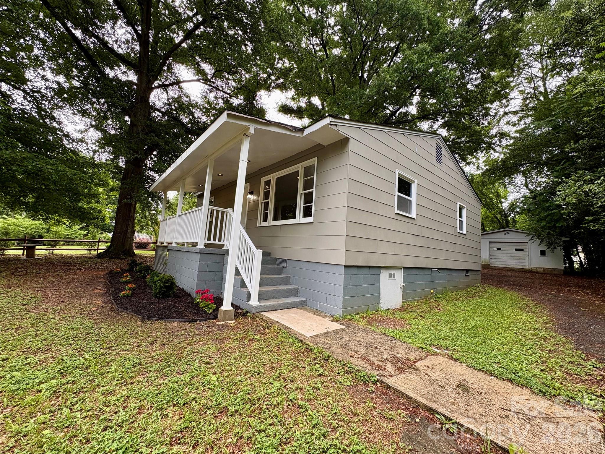 435 E Club Drive Gastonia NC 28054