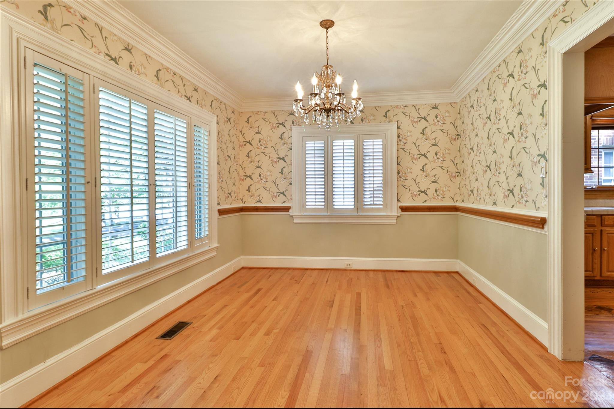 735 Romany Road Charlotte NC 28203