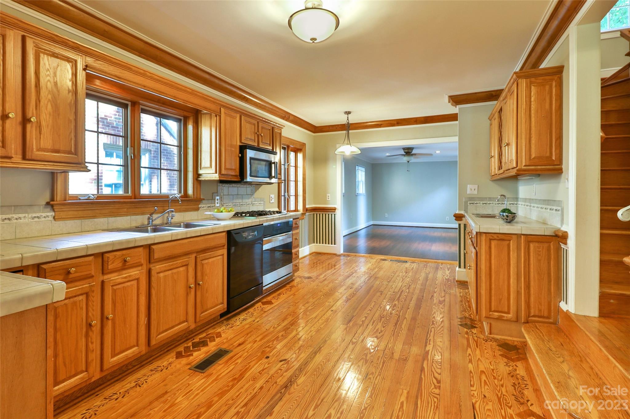 735 Romany Road Charlotte NC 28203