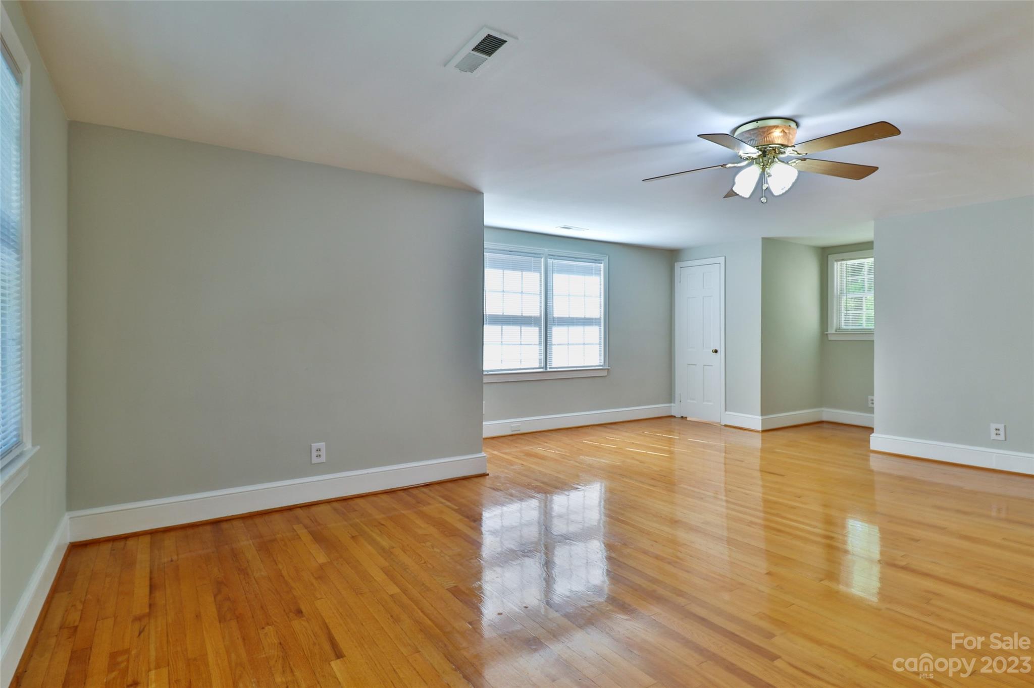 735 Romany Road Charlotte NC 28203