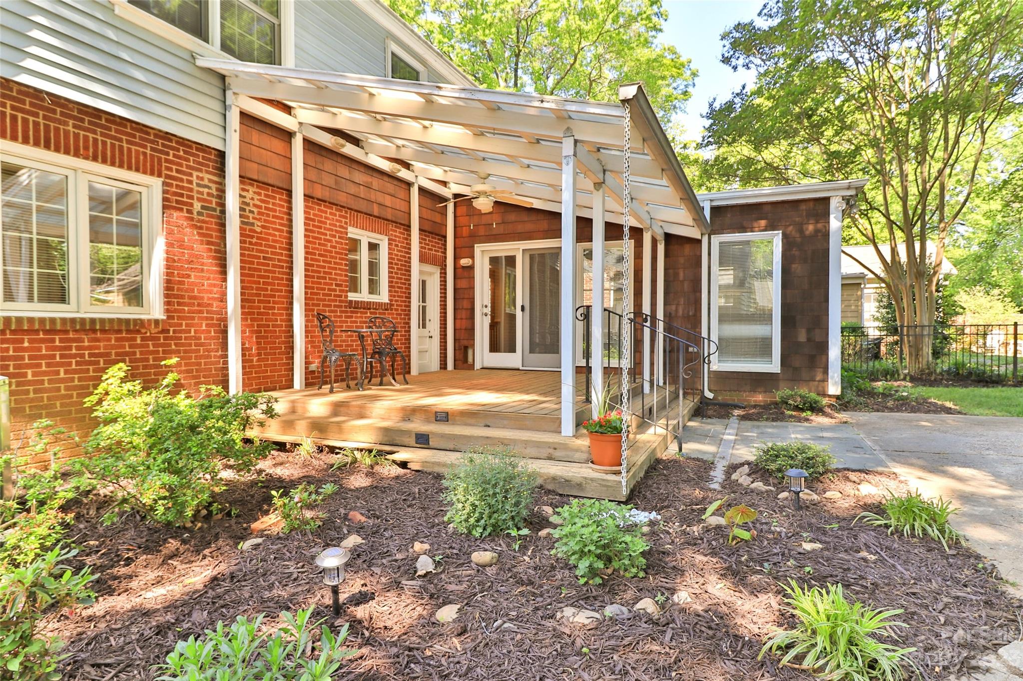 735 Romany Road Charlotte NC 28203