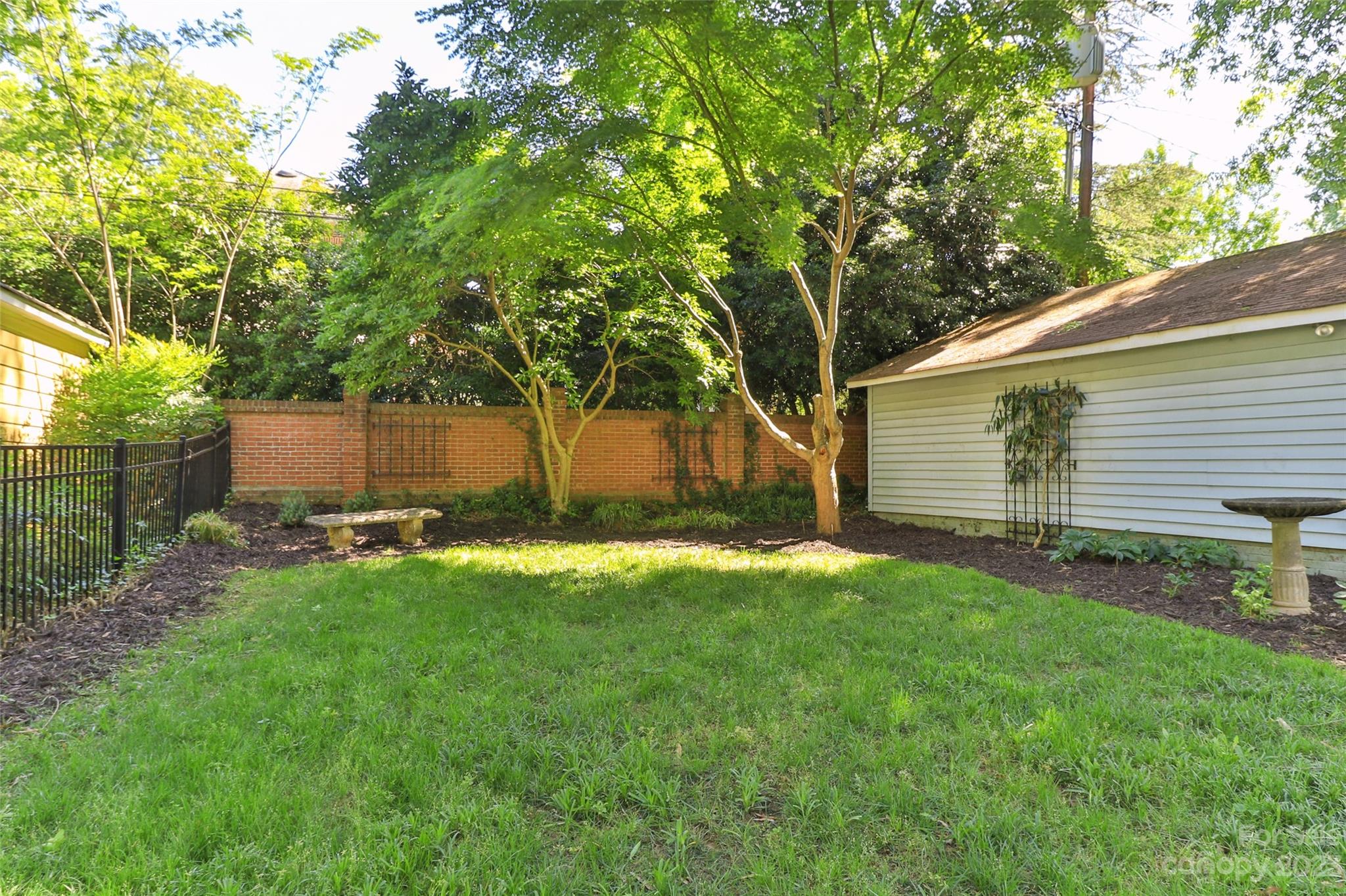 735 Romany Road Charlotte NC 28203
