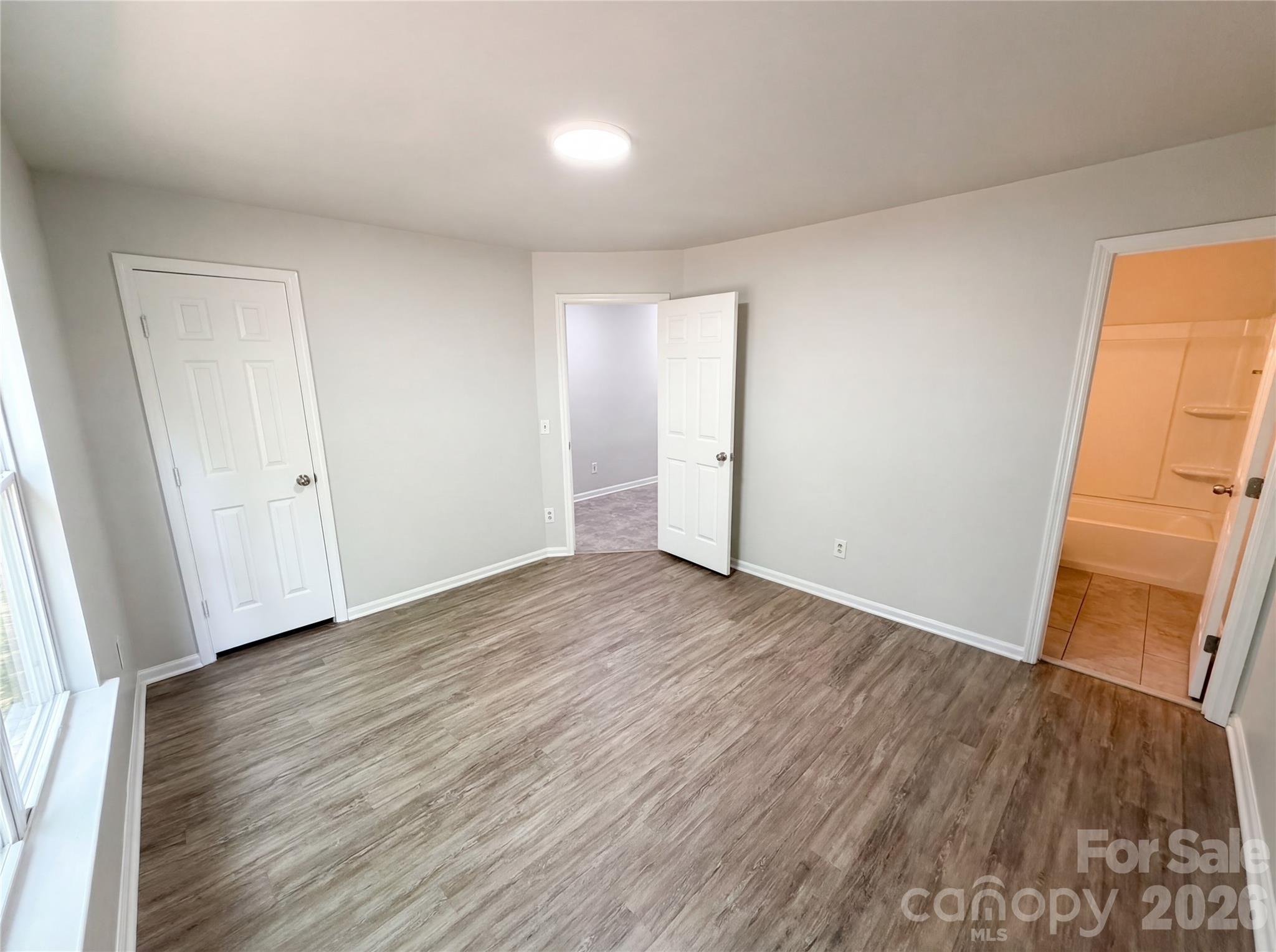 2324 Valleyview Drive Charlotte NC 28215