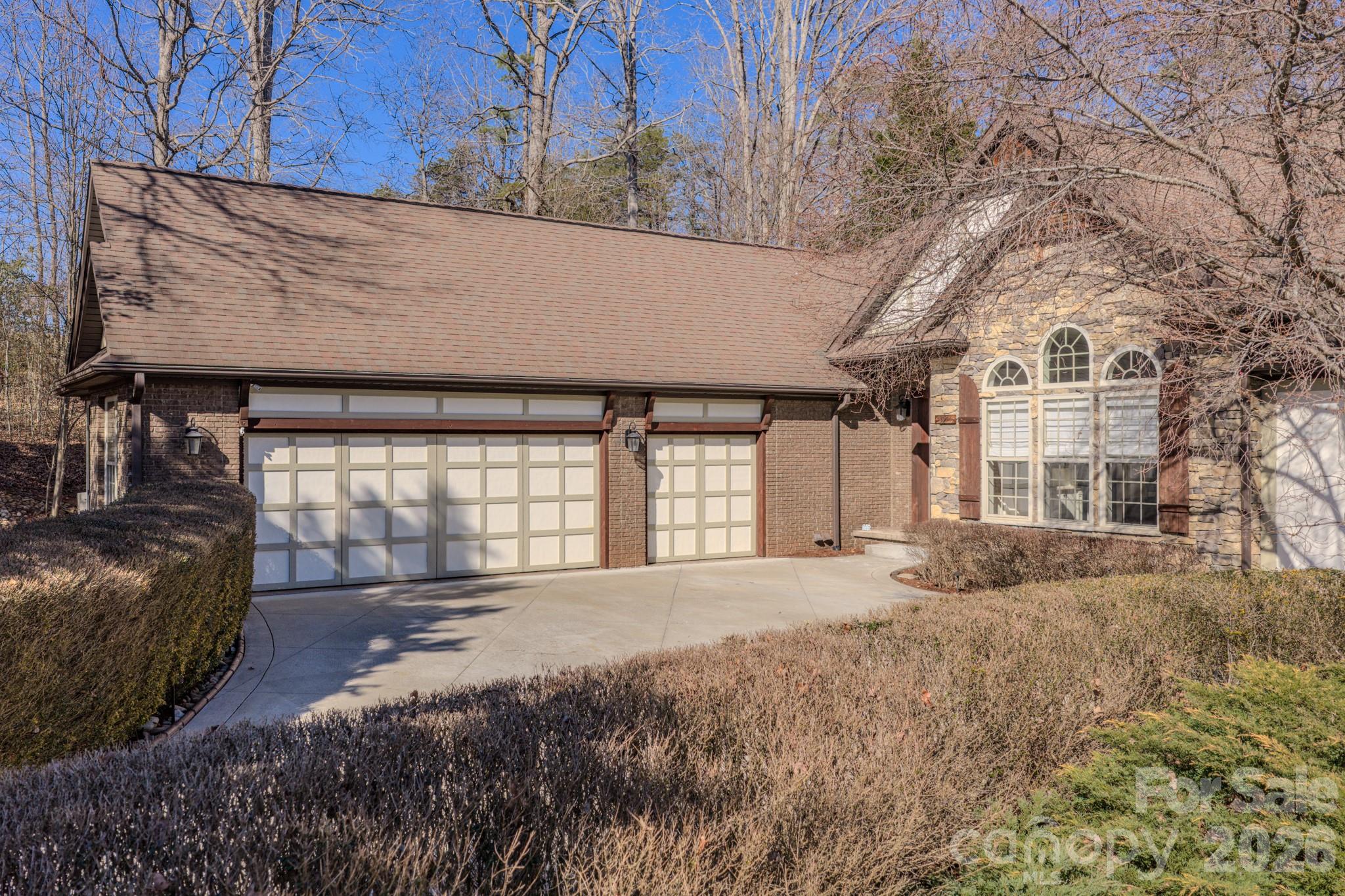3975 Plantation Drive Morganton NC 28655