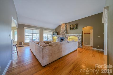 3975 Plantation Drive Morganton NC 28655