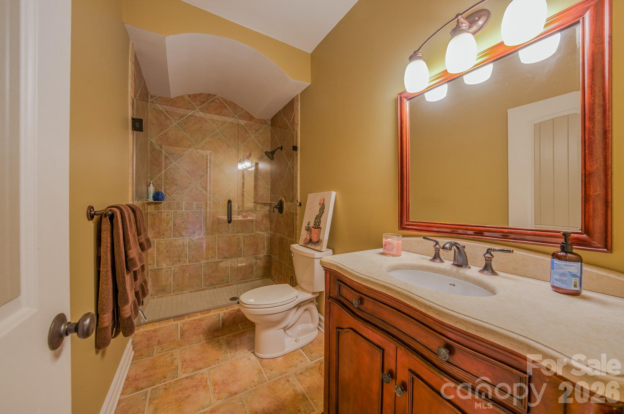 3975 Plantation Drive Morganton NC 28655