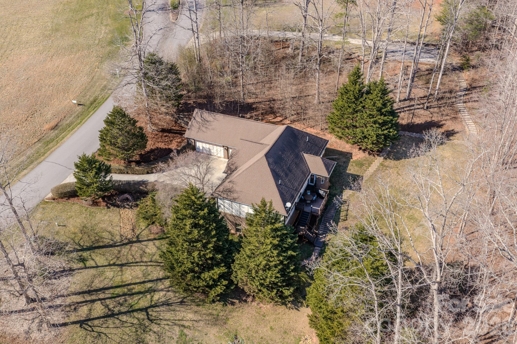 3975 Plantation Drive Morganton NC 28655